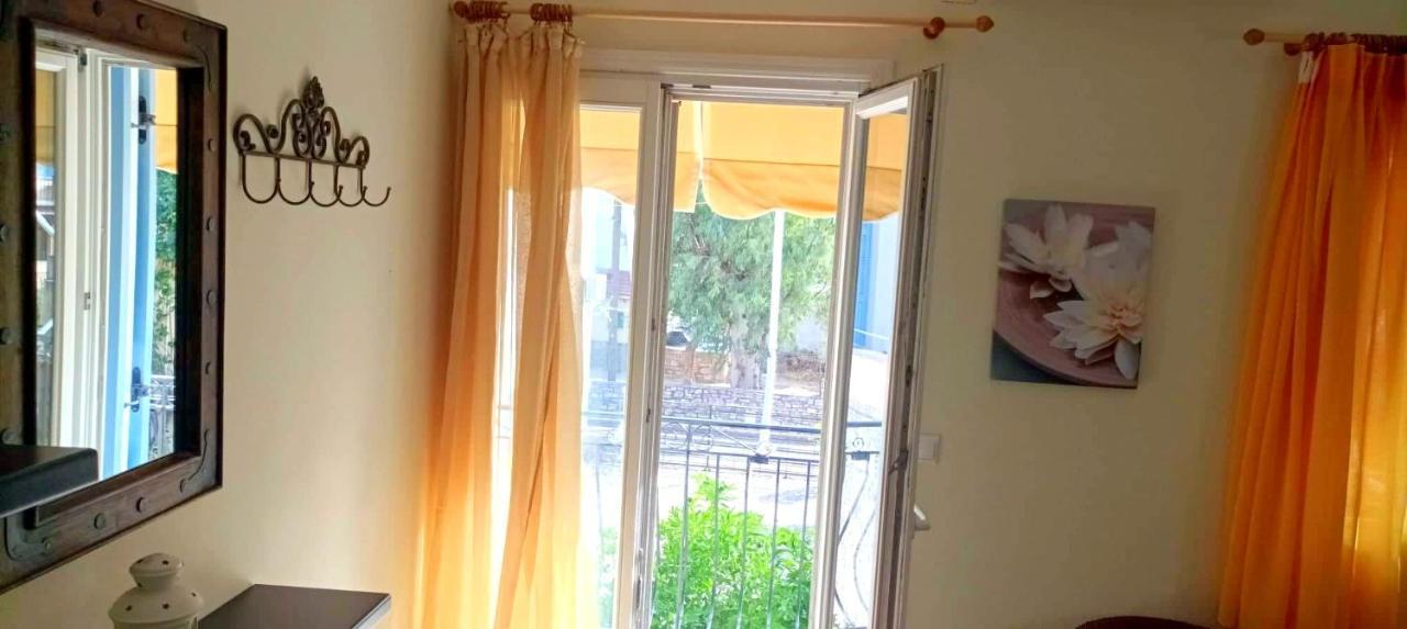 Lourantos Bayside Apartments Vathí Kültér fotó